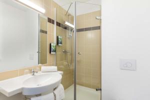 Hotels Sure Hotel by Best Western Saint-Amand-Les-Eaux : photos des chambres