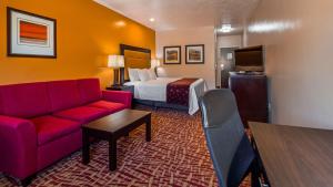 King Room - Non-Smoking room in Best Western Plus Zion West