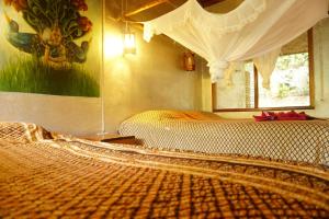 Eco-Logic, Resort for Charity