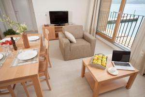 Eol Apartments Viganj