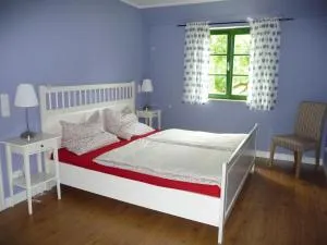 Ostsee-Bauernhof-Hocke - Zurow