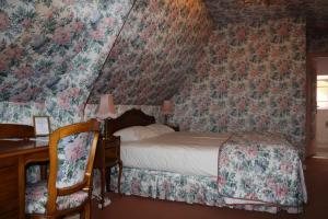 Hotels Chateau Des Bondons EI : photos des chambres