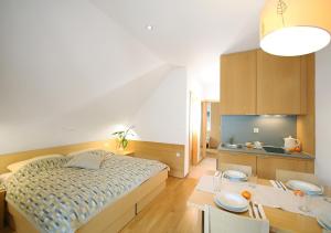 Apartments and Rooms Bernik