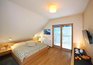 Apartments and Rooms Bernik