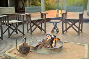 Rhino Walking Safaris