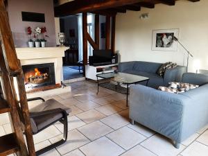 Maisons de vacances Cozy Hoiday Home in Droyes North France with Terrace : photos des chambres