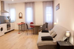 Appartements Le Poilu 40 m2 : photos des chambres