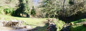 Maisons de vacances Le Pidro - A family house with private stream and woodland : photos des chambres