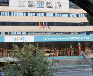 Piso junto universidad y Hospital Clínico - Cadrete