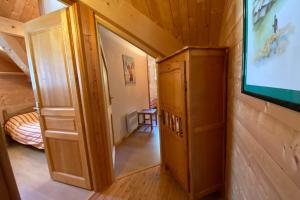 Chalets Le Troll Hameau des Chazals Nevache Hautes Alpes : photos des chambres