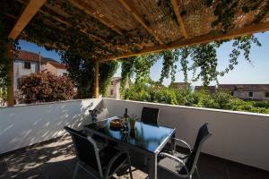 3 stern pension Guesthouse Ksenija Komiža Kroatien