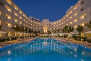 Izla Beach Front Hotel