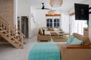 Tropical House - Legian