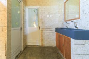 Phòng Tập Thể (Dormitory)