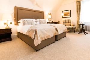 Deluxe Twin Room room in Macdonald Old England Hotel & Spa