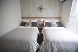 Kafuya Tsukisiro 果報家つきしろ