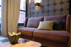 Hotels MiHotel Tour Rose : photos des chambres