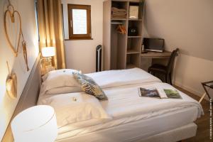 Hotels Hotel le Saint Nicolas : photos des chambres