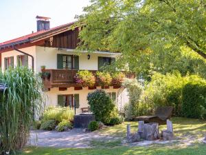 4 star Пансионат Rothhof Бад-Файльнбах Германия