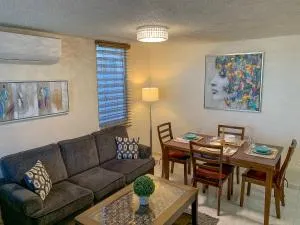 Oasis in the South of the Island with FREE parking and laundry - Guayanilla