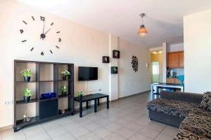 Superlative apartment with spectacular ocean views