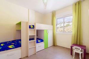 Superlative apartment with spectacular ocean views