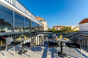 All Saints Suites B&B Kastela