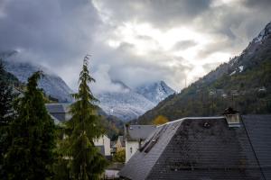 Hotels Hotel Mir : Chambre Double ou Lits Jumeaux Supérieure - Vue sur Montagnes