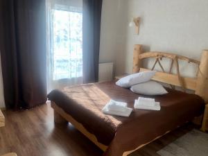 Double Room with Pool View room in Готель RIVER HILL