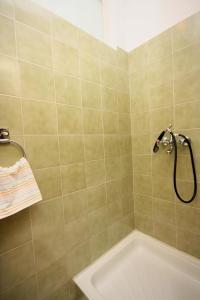 Twin Room room in Rooms by the sea Banjol Rab - 5077