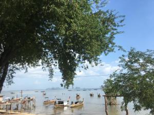 Phumiphat resort Koh Mook