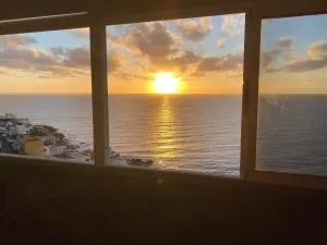 Apto boca cangrejo Netflix,parking,aire acondicionado y rent car - Bocacangrejo