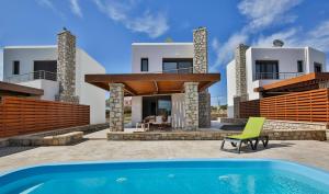 Deluxe Two-Bedroom Villa with Private Pool and Sea View
