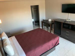 Executive Inn