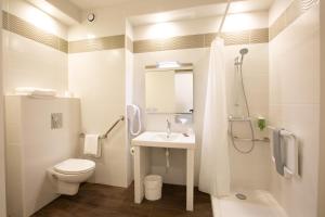 Hotels Hotel Chantereyne : photos des chambres