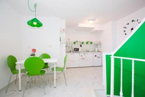 A bright hideaway 