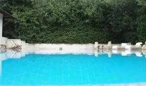 Villa Montignoso - 卡斯塔尼奥