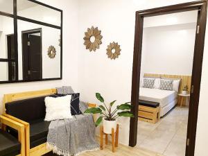 Mireyas 1BR Condo at Goshen Towers - Session Road