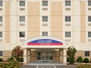 Candlewood Suites-West Springf..