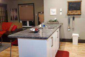 1-Bedroom Apartment Bellisimo AG by Amazing Property Rentals