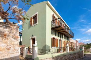 Villa Lola Halki-Island Greece