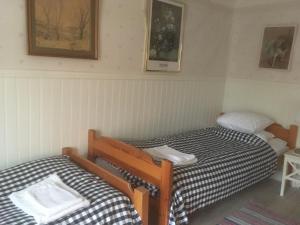 Twin Room with Shared Bathroom room in Brunnsta Gård