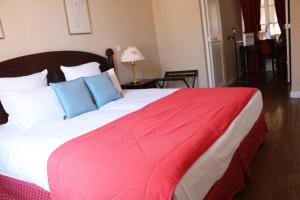 Hotels Hotel D'haussonville : photos des chambres