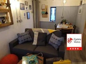 Milking Shed Cottage - Narberth