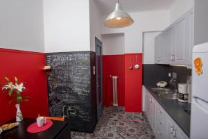 Annas apartment near to Acropolis and metro
