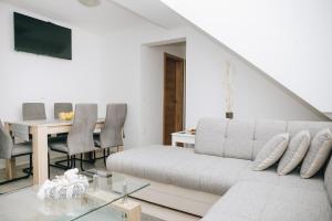 Grom Ribno Apartments 