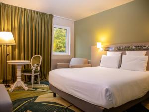 Hotels Mercure Parc du Coudray : Chambre Classique avec 1 Lit Double et 1 Canapé-Lit