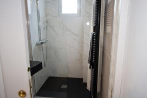 Appartements Les Aigrettes - Appartement spacieux - Terrasse et garage : photos des chambres