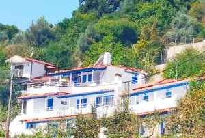 Alexandra's Studios - Kechria