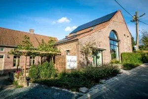 B&B De Woestijn - 吉斯朗恩